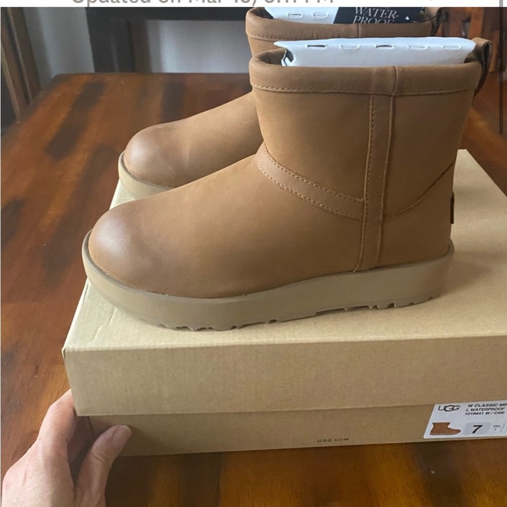 New in the box UGG classic mini waterproof size 7